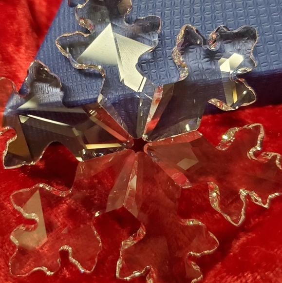 Swarovski Christmas Ornament  2016 - Picture 8 of 8